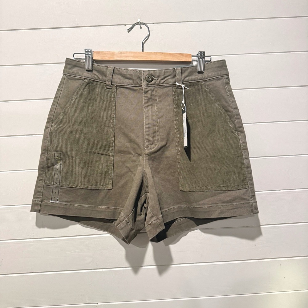 Alpine Design Mixed Fabric High Rise Utility Shorts 8 Vintage Olive Corduroy NWT